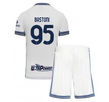 Inter Milan Alessandro Bastoni #95 Koszulka Wyjazdowa dzieci 2024-25 Krótki Rękaw (+ krótkie spodenki)